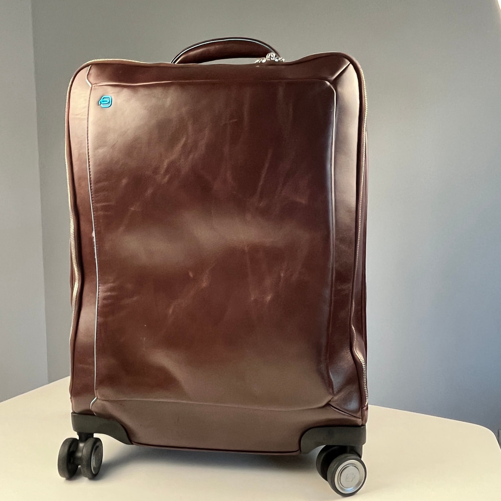 Piquadro Leather Rolling Carry-On Cabin Suitcase Brown 21 inch
